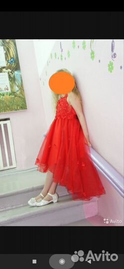 Платье нарядное