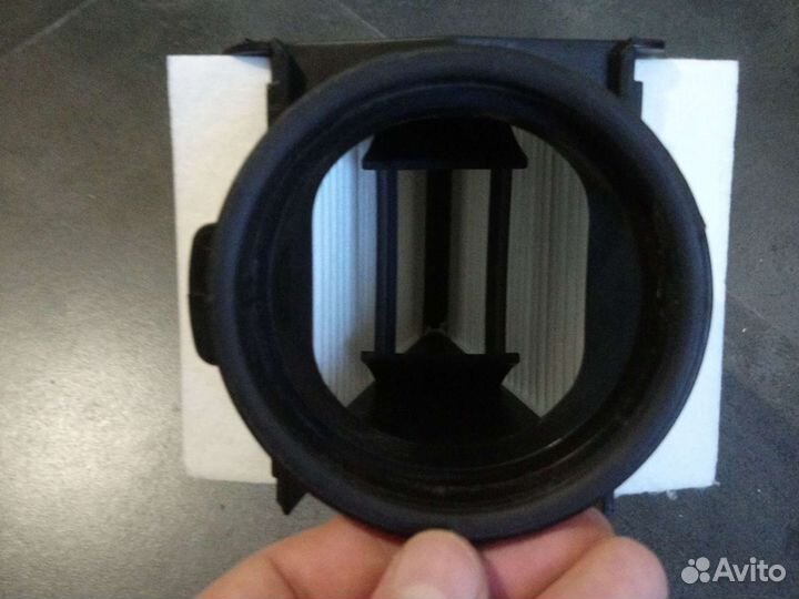 Воздушный филитр на Mercedes