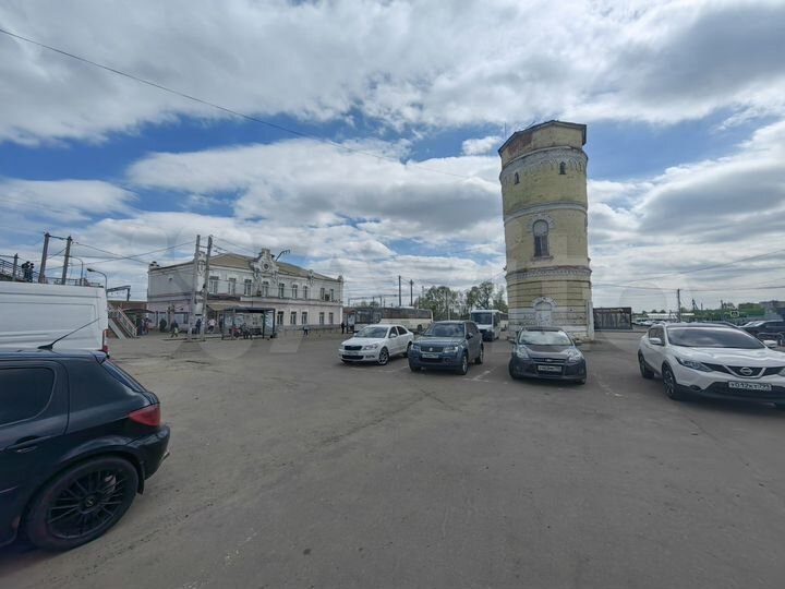 Торговая площадь, 16 м²