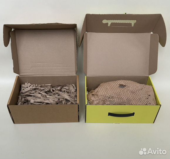 Коробки от Золотого Яблока