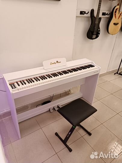 Цифровое пианино новое белое со стойкой
