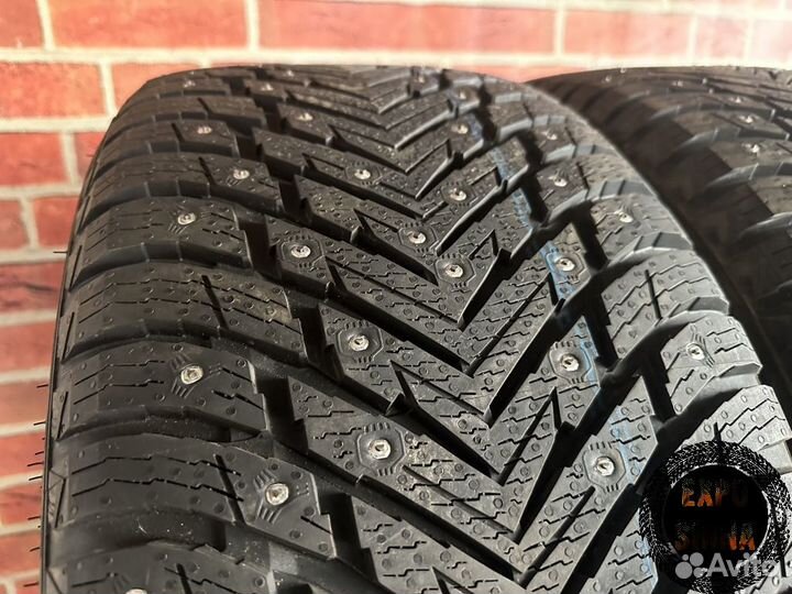 Nokian Tyres Hakkapeliitta 10p SUV 285/45 R22