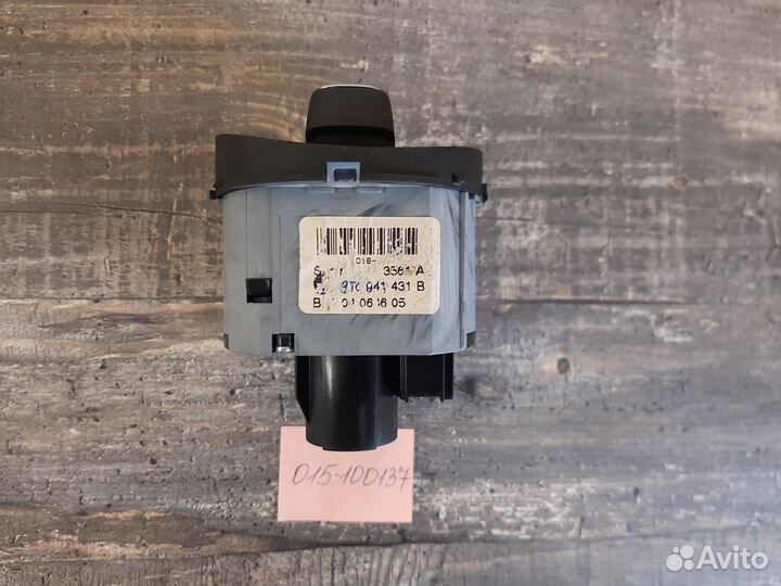 Переключатель света фар Skoda SuperB