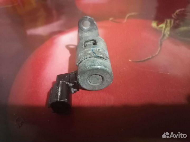 Датчик положения распредвала выпускной форд фокус