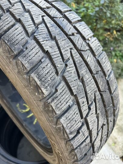 Grenlander Winter GL868 215/55 R17 98V