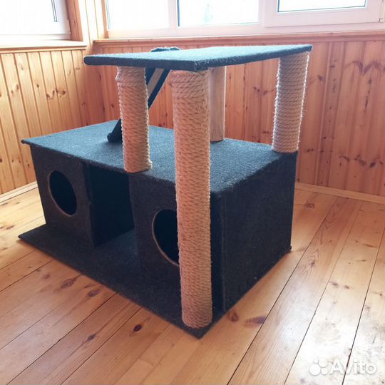 Домик для кошки с когтеточкой