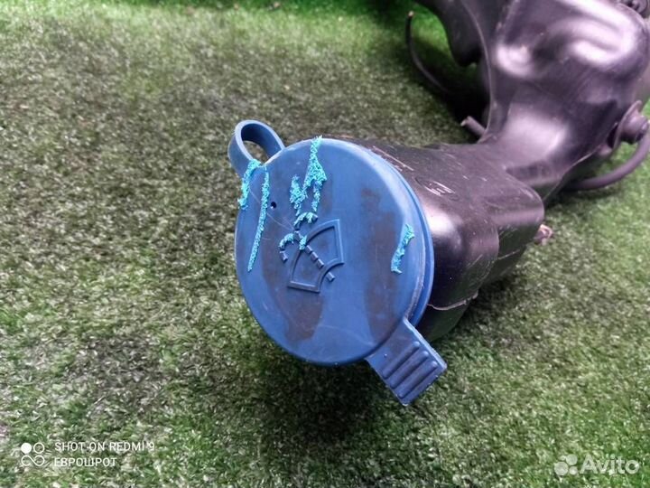 Бачок омывателя лобового стекла Mercedes-Benz W20