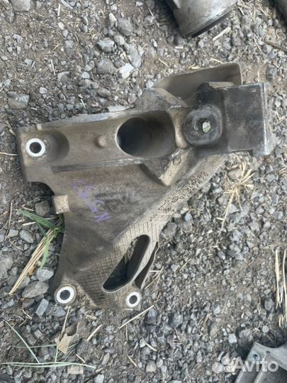 Кронштейн двигателя Bmw X5 E70 N55