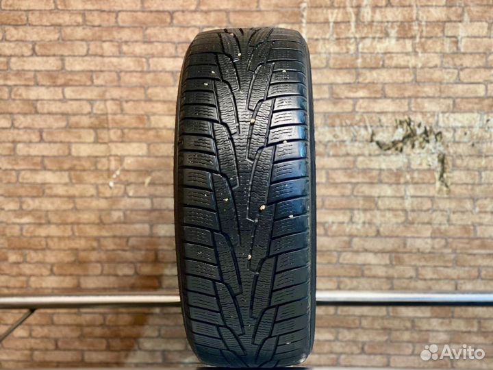 Kumho I'Zen KW31 215/55 R17