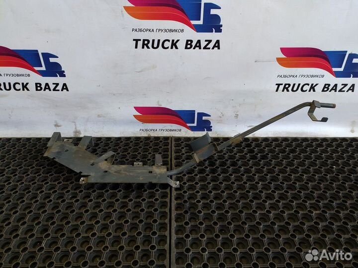 1664930 Кронштейн проводки правый Daf XF105