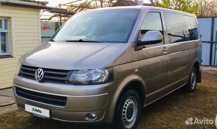 Volkswagen Caravelle 2.0 МТ, 2013, 470 000 км