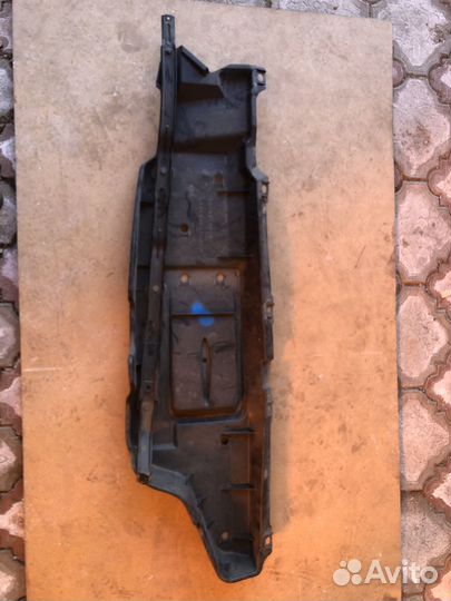 Защита днища правая Lехus rх450h