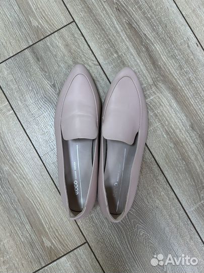 Туфли ecco цвет пудровый 39 размер
