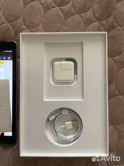 Планшет apple iPad 6