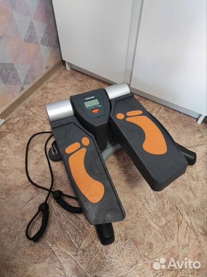 Министеппер поворотный DFC Twister