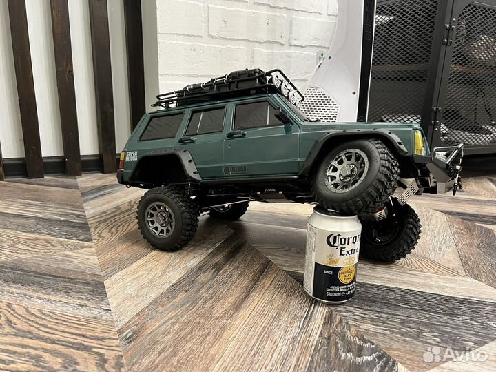 Трофи модель Axial scx 10 ll Cherokee