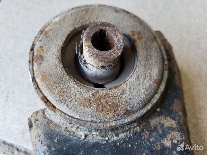 Передний рычаг Ford Mondeo 3