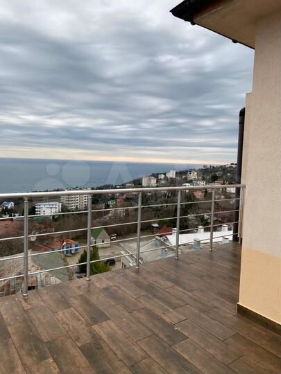 2-к. квартира, 70 м², 8/8 эт.