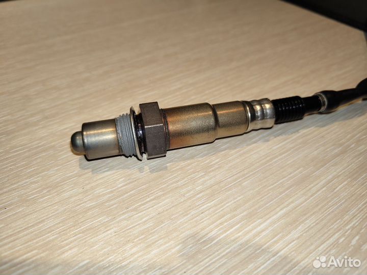 Кислородный датчик лямбда зонд 1K0998262T