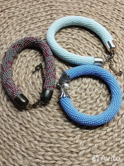 Браслет жгут из бисера