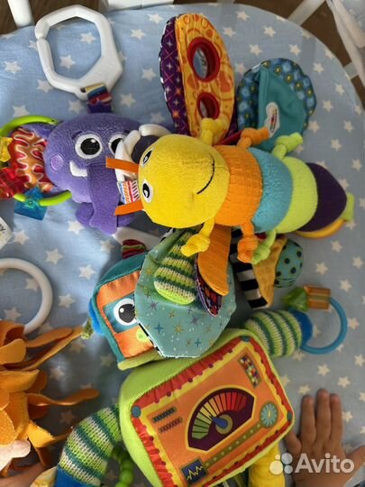 Подвесные игрушки и ночник Lamaze