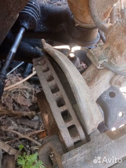 Диск тормозной передний Toyota Avensis 1