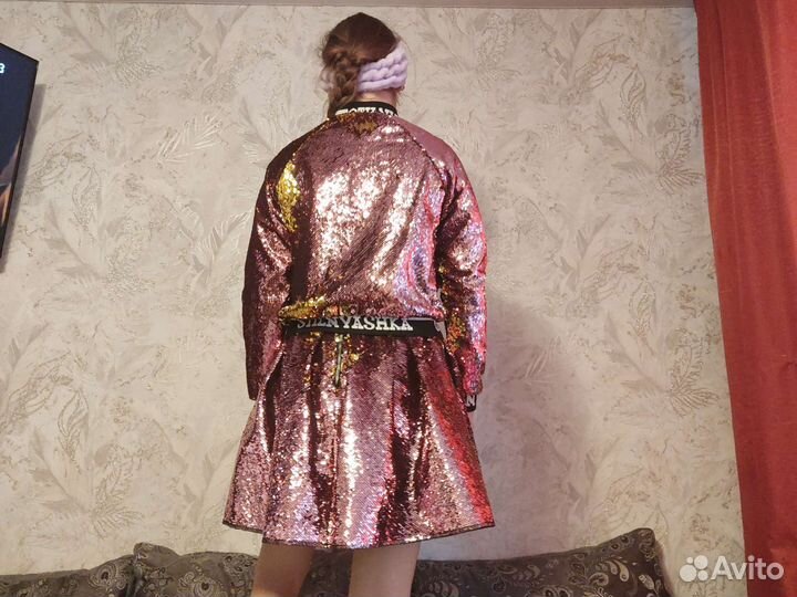 Костюм с поедками