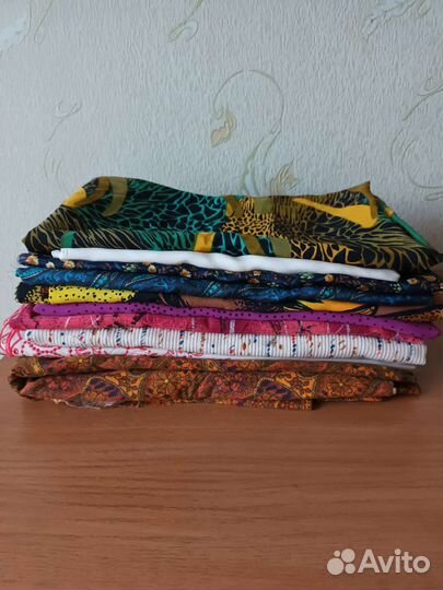Отрезы натурального шёлка, хлопка, вельвета. СССР