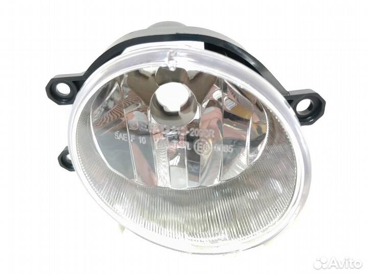 Противотуманная фара правая Toyota Prius