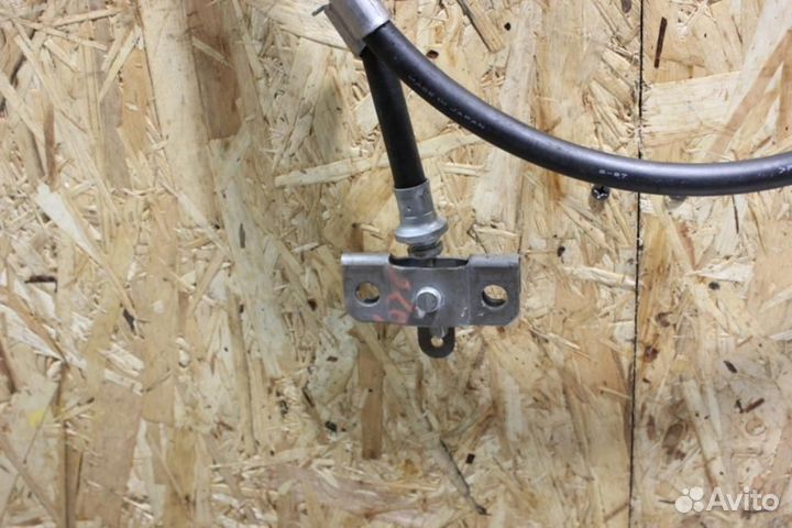 Трос стояночного тормоза Nissan Teana j32