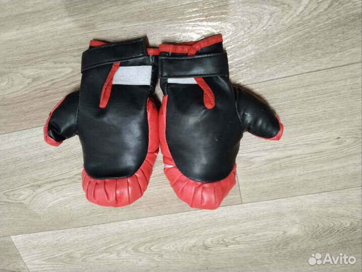 Боксерские перчатки детские