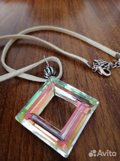 Кулоны, Подвески