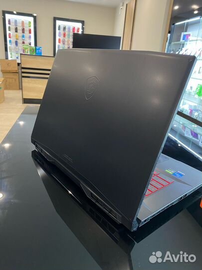 MSI GF76 Katana 144Hz Intel Core i5 11-Gen GTX1650