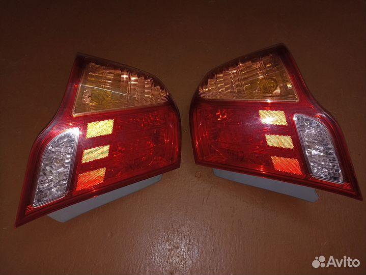 Задние стопы. Тойота корола аксиё