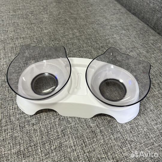 Кормушка для животных