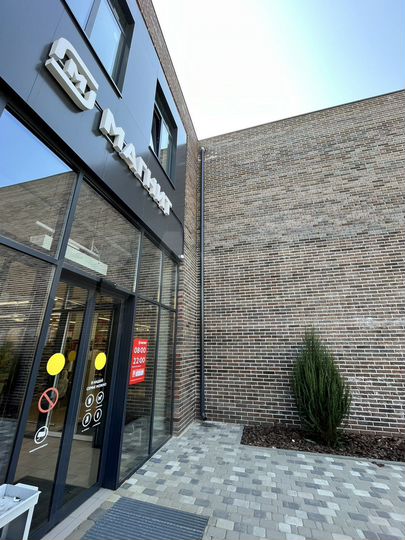 Офисы, аптеки, одежда, 42 м2-1 эт и 750 м² 2 эт