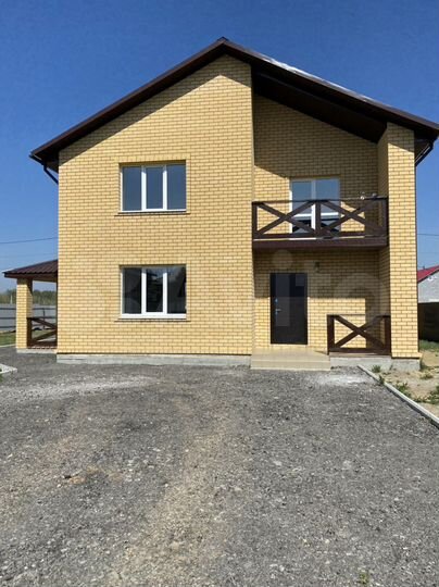 Коттедж 147,5 м² на участке 10 сот.