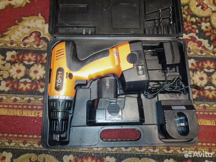 Шуруповёрт аккумуляторный 18 вольт