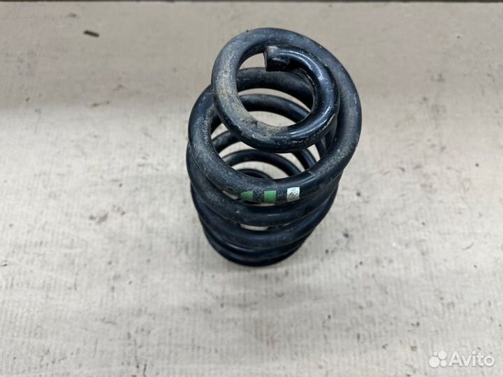 Пружина подвески задняя правая Audi A4 8EC BGB