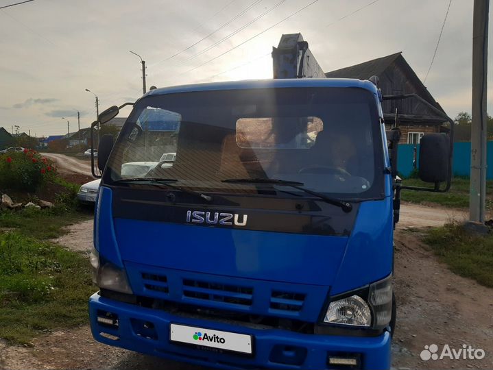 Isuzu NQR75M с КМУ, 2008