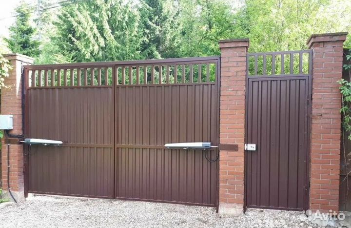 Распашные ворота заказать профессионально