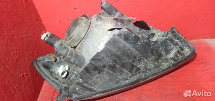 Фара левая Лада Гранта седан Ваз 2190