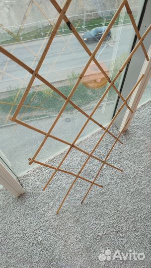 Опора, шпалера для растений и цветов