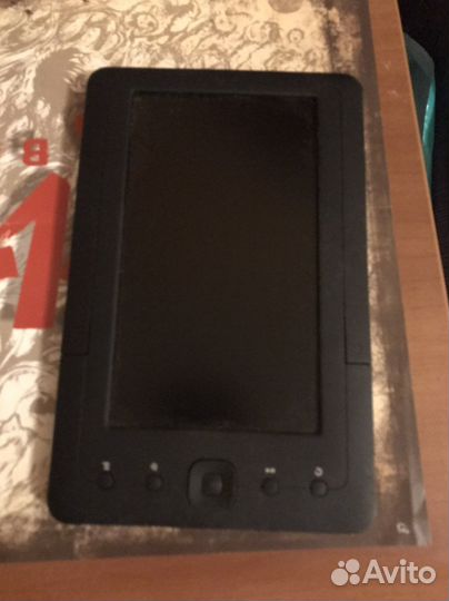 Электронная книга iconbit HDB700LED