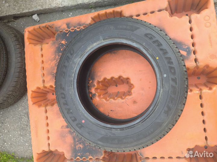 Dunlop Grandtrek ST20 215/65 R16 98S