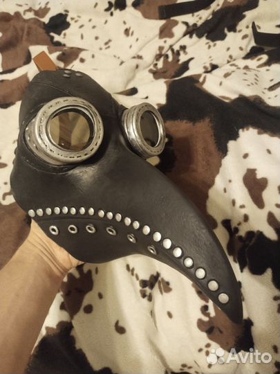 Маска чумного доктора