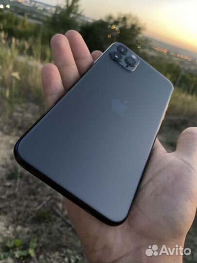 iPhone 11 Pro Max, 64 ГБ