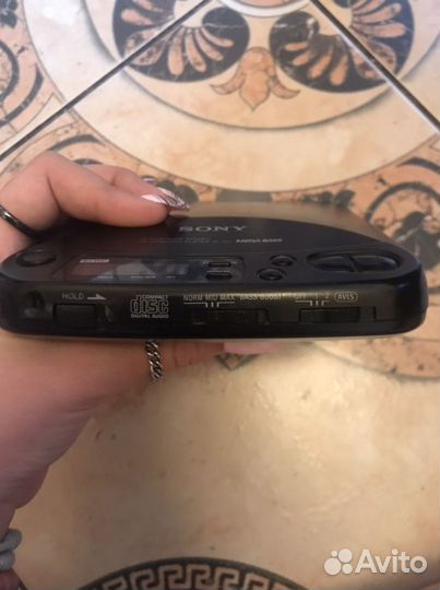 Vintage Sony Discman D121 Portable CD Player Mega