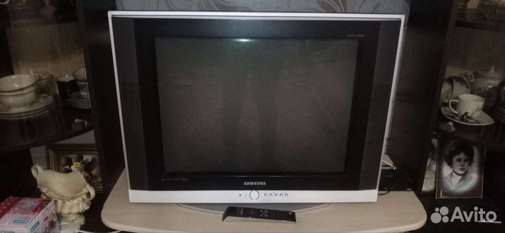 Телевизор Samsung HD