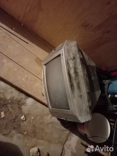 Телевизор sanyo